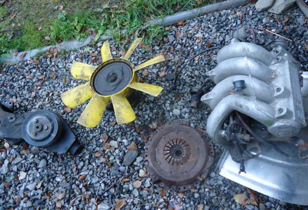 Ford-205-kyl,-vattenpump-Se.jpg