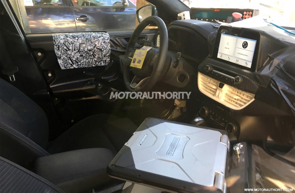2019-ford-focus-spy-shots--image-via-s-baldauf-sb-medien_100610536_l.jpg